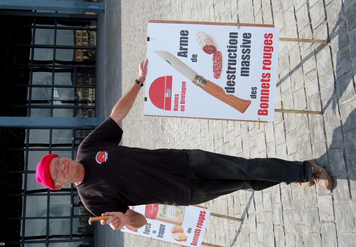 Un Bonnet rouge montre la force de frappe du mouvement Un Bonnet rouge montre la force de frappe du mouvement