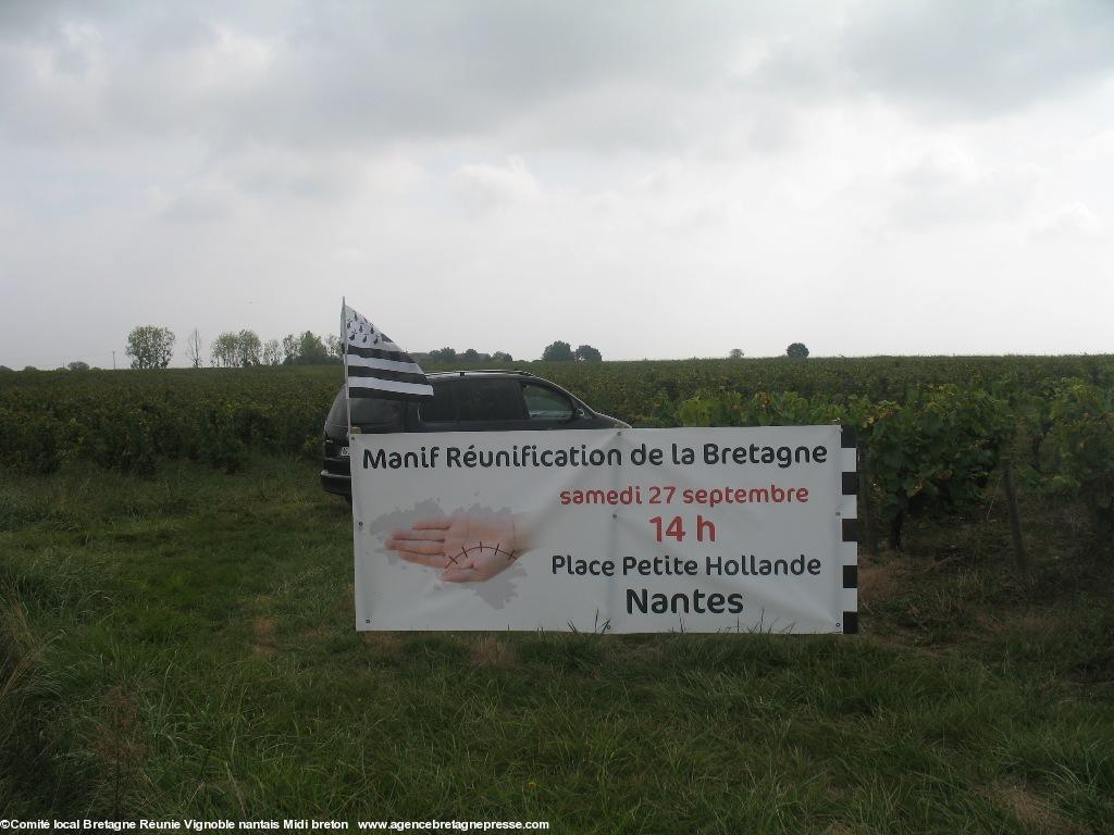 Opération Banderoles Vignoble nantais pour Manif 27-09-2014. Opération Banderoles Vignoble nantais pour Manif 27-09-2014.