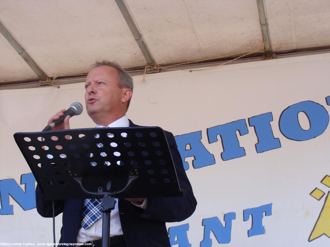 Ici Christian Guillemot d'Ubisoft. Ici Christian Guillemot d'Ubisoft.