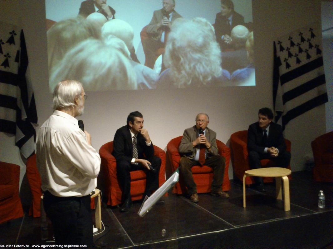 Colloque de l'ICB 15 nov. 2014. La Table ronde. 12 h 15. Colloque de l'ICB 15 nov. 2014. La Table ronde. 12 h 15.