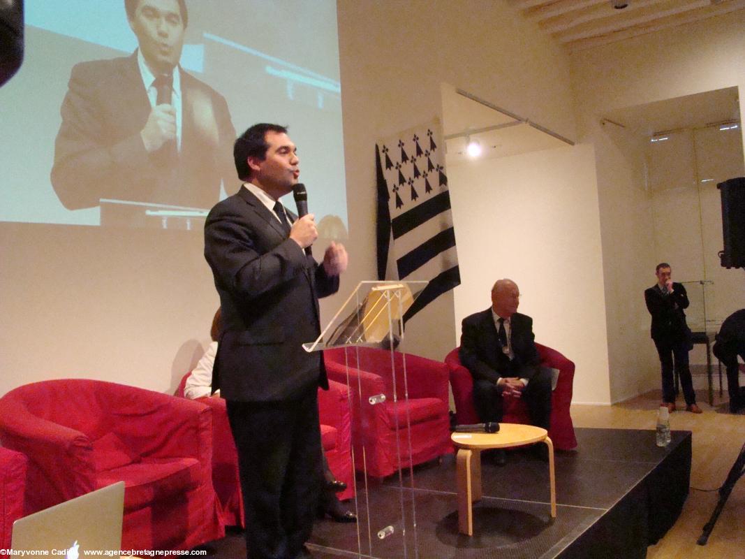 Stéphane Junique, adjoint au patrimoine à la Mairie de Nantes, à la cérémonie des Hermines 2014. Nantes. Stéphane Junique, adjoint au patrimoine à la Mairie de Nantes, à la cérémonie des Hermines 2014. Nantes.