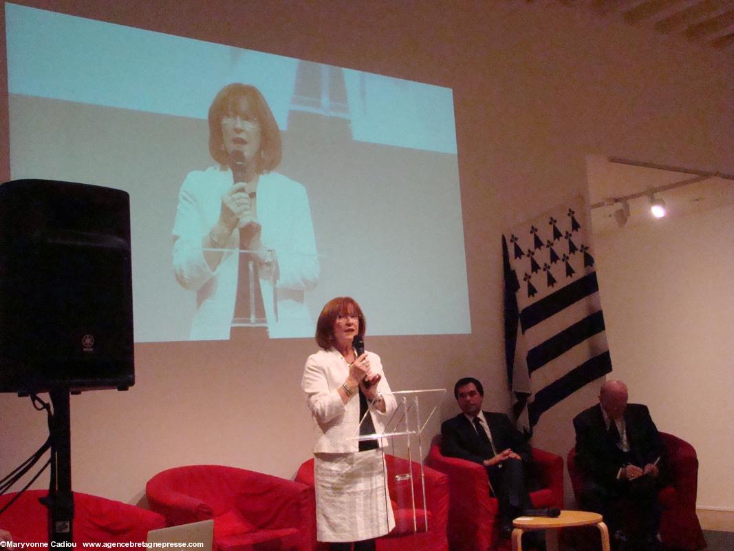 Lena Louarn, vice-présidente à la Région Bretagne, à la cérémonie des Hermines 2014. Nantes. Lena Louarn, vice-présidente à la Région Bretagne, à la cérémonie des Hermines 2014. Nantes.