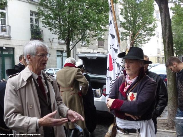 Noyades de Nantes. Noël Stassinet et un Chouan près des Entrepôts. Noyades de Nantes. Noël Stassinet et un Chouan près des Entrepôts.