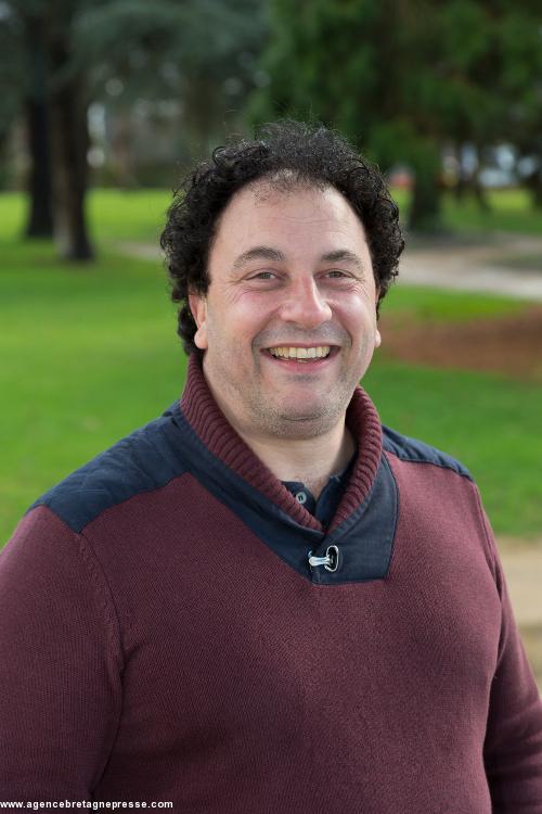 Canton de Guingamp : votez Mona BRAS et Serge JAHAN ! Canton de Guingamp : votez Mona BRAS et Serge JAHAN !