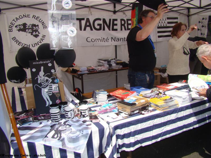 Le stand de Bretagne Réunie. Tablée bretonne Nantes 2016. Le stand de Bretagne Réunie. Tablée bretonne Nantes 2016.