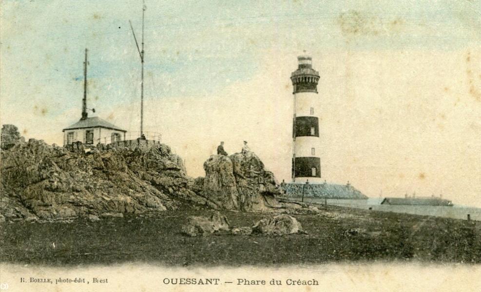 Carte postale ancienne du phare du Creac'h.