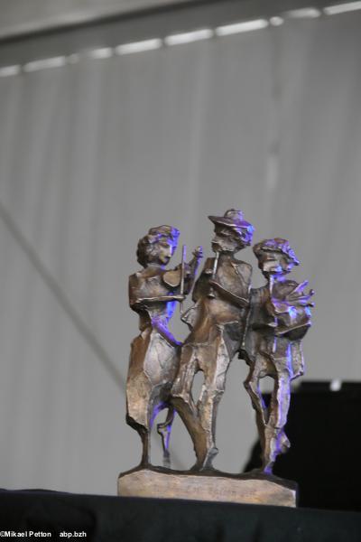 le statut de "Trophée Loïc Raison" le statut de "Trophée Loïc Raison"