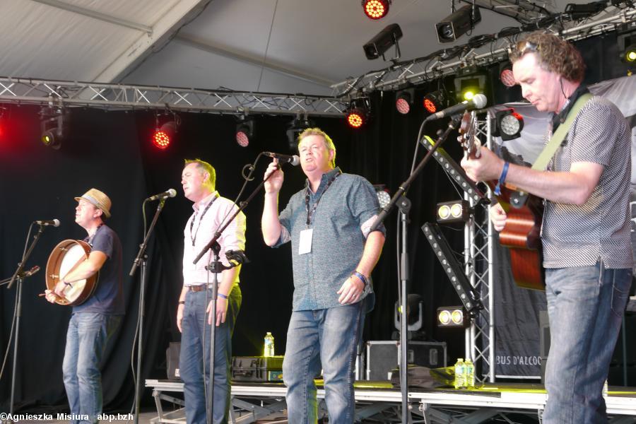 groupe "Clann Mhic Ruar" II place dans le concours "Trophée Loïc Raison" groupe "Clann Mhic Ruar" II place dans le concours "Trophée Loïc Raison"
