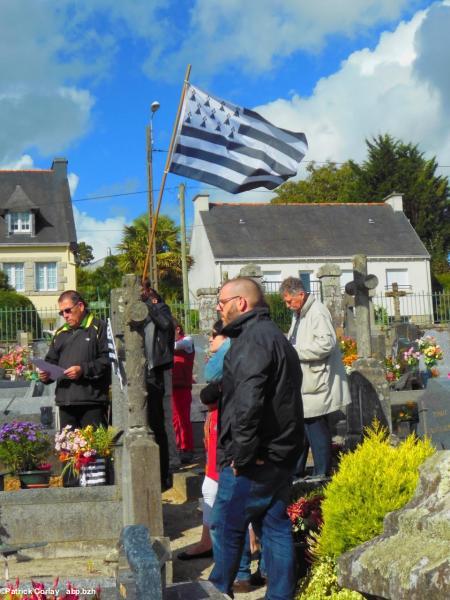 Yann-Kêl Kernalegenn, Kemper, 1er oct. 2016, 40 ans. Yann-Kêl Kernalegenn, Kemper, 1er oct. 2016, 40 ans.