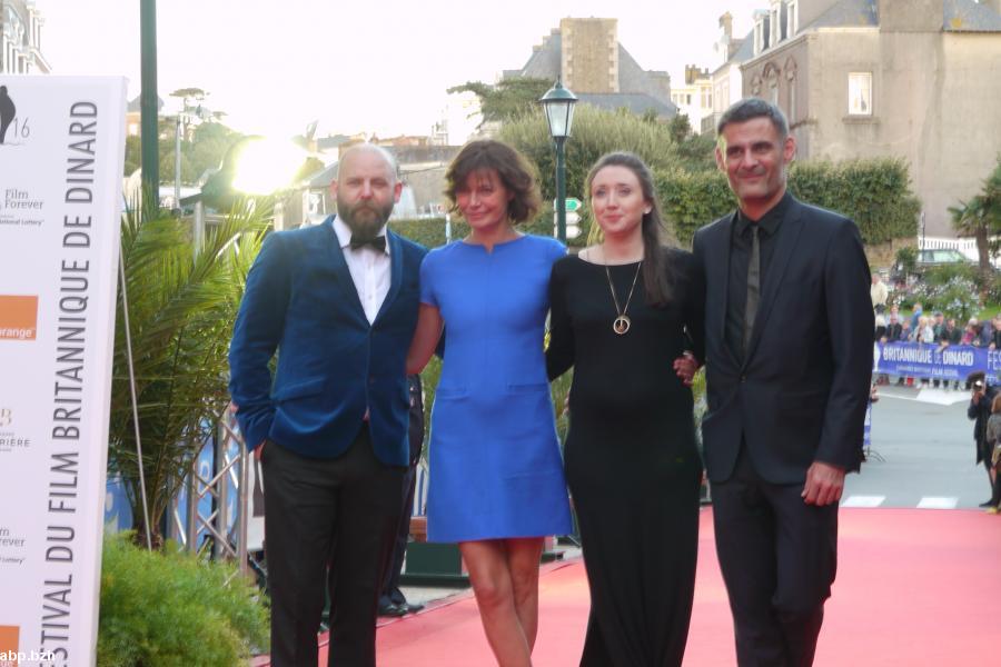 Jury courts- métrages de la gauche: James Kermack, Marianne Denicourt, Helen Simmons, Philippe Boudoux