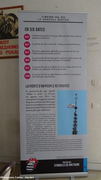 Panneau de l'exposition itinérante de l'ICB Les symboles de la Bretagne. Panneau de l'exposition itinérante de l'ICB Les symboles de la Bretagne.