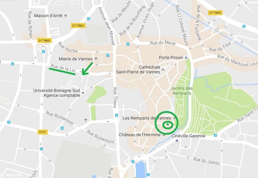 Plan de localisation de Ti Ar Vro, Vannes, et ancien local ICB (dans les cercles). Plan de localisation de Ti Ar Vro, Vannes, et ancien local ICB (dans les cercles).