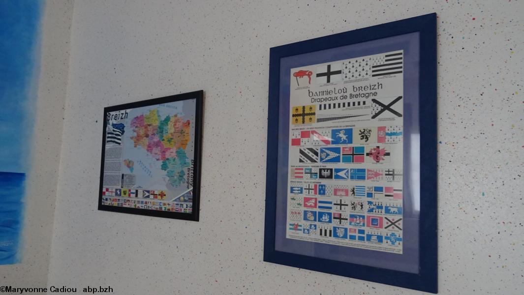 Ti ar Vro Gwened, salle d'accueil de l'Institut culturel de Bretagne. Ti ar Vro Gwened, salle d'accueil de l'Institut culturel de Bretagne.