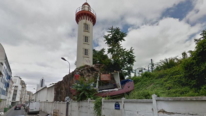 Capture d'écran sur Google maps de la rue Castagnary avant la démolition du phare.