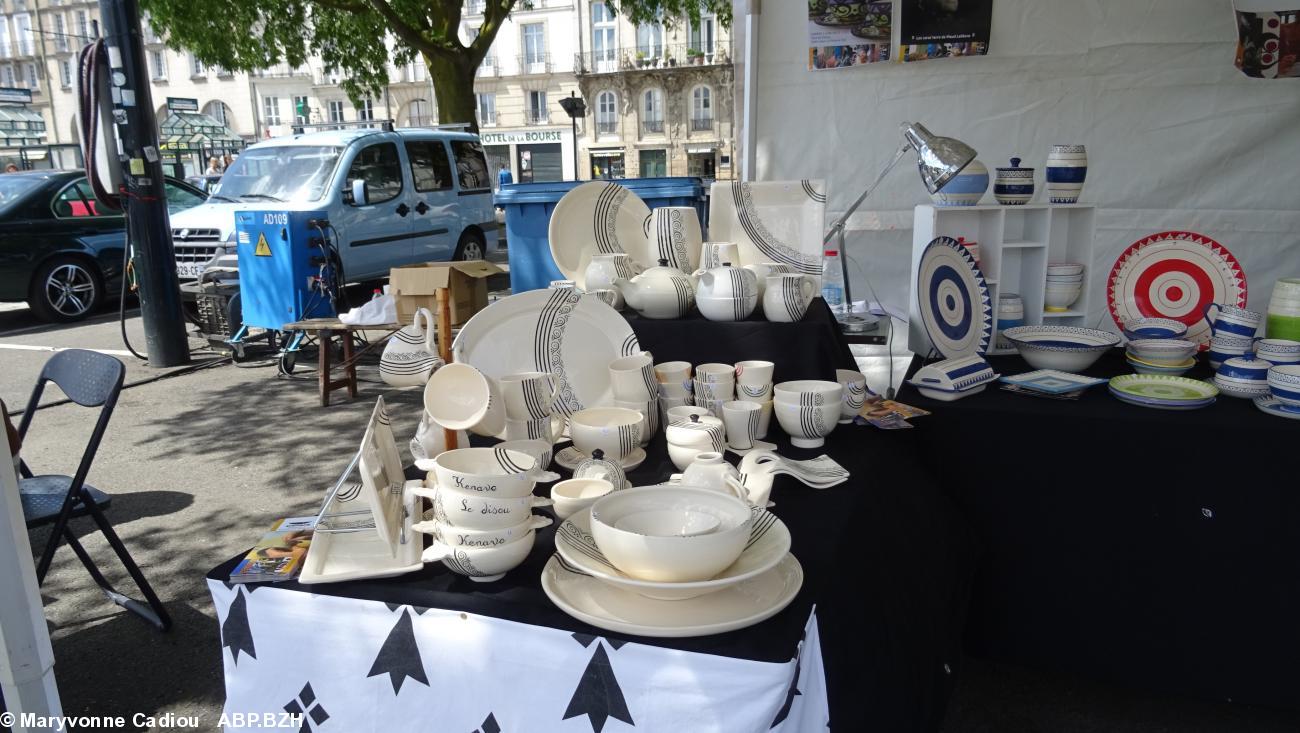 30- Poterie de Saint-Jean La Poterie près de Redon. 30- Poterie de Saint-Jean La Poterie près de Redon.