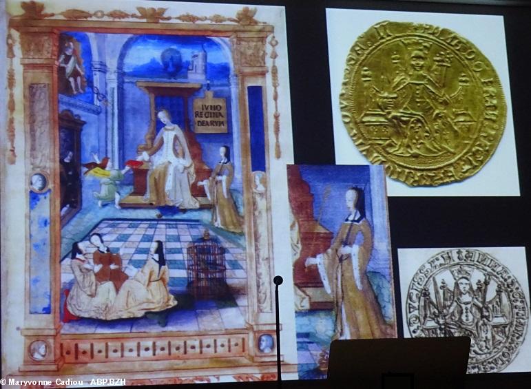 37- Où est Anne ? À dr. La fameuse Cadière, monnaie frappée par Anne à Nantes après la mort de Charles VIII. 37- Où est Anne ? À dr. La fameuse Cadière, monnaie frappée par Anne à Nantes après la mort de Charles VIII.