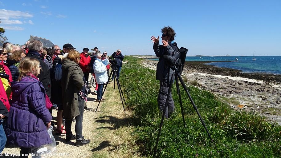 23- Bruno Ferré expliquera les îles pendant plus de 2 heures au groupe de l'ICB. 23- Bruno Ferré expliquera les îles pendant plus de 2 heures au groupe de l'ICB.