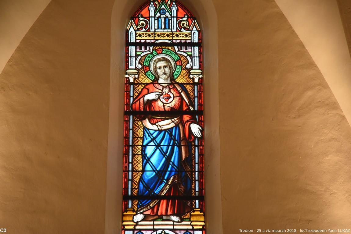 Iliz Tredion - gwerenn-livet er chantele / vitrail de choeur