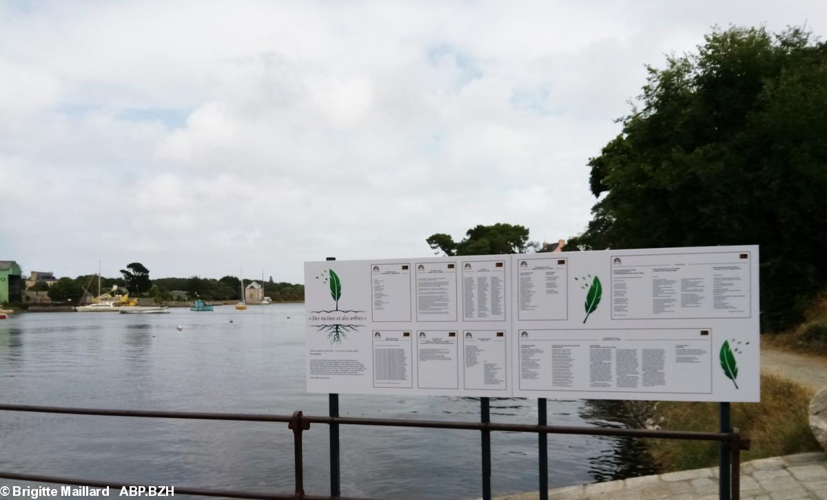 Poèmes au bord de la rivière de Pont-l'Abbé