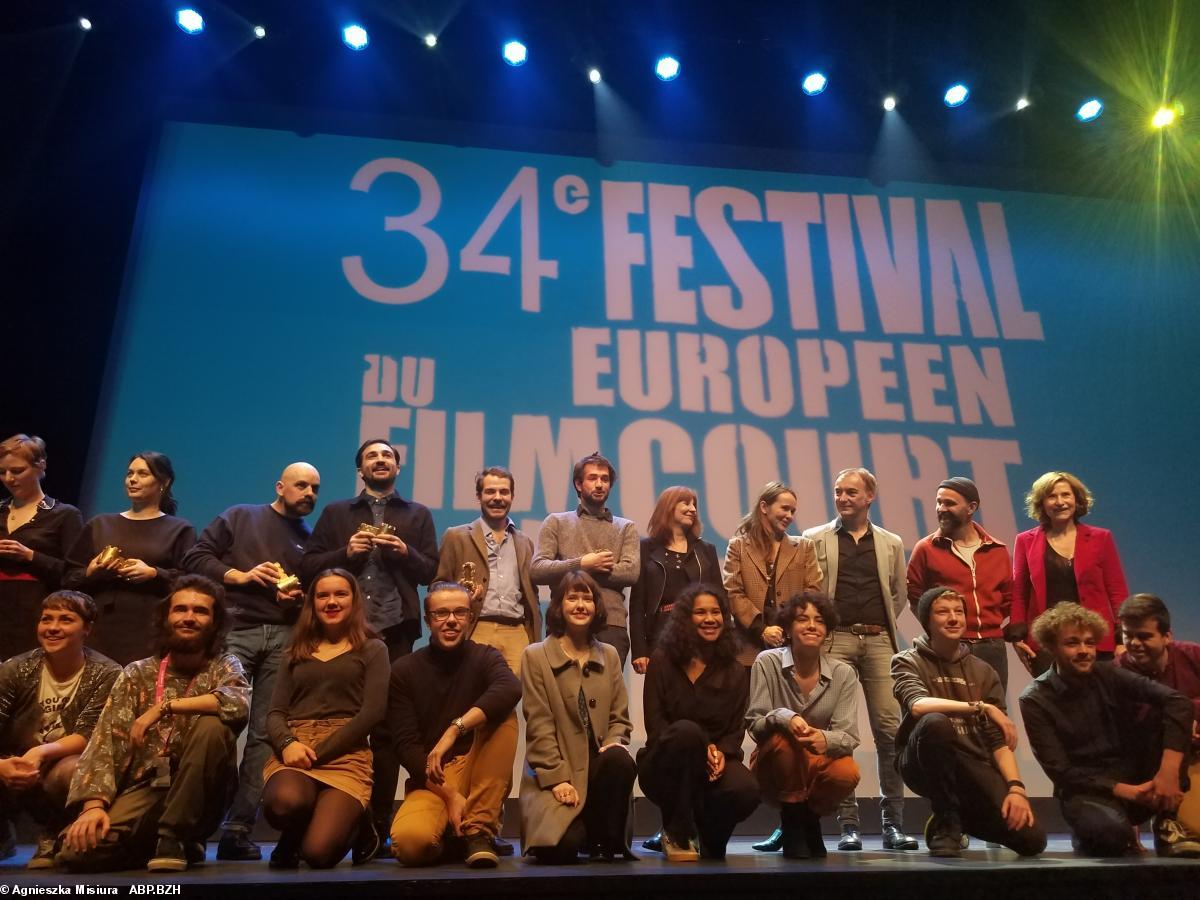 Photos des lauréats et le jury Photos des lauréats et le jury