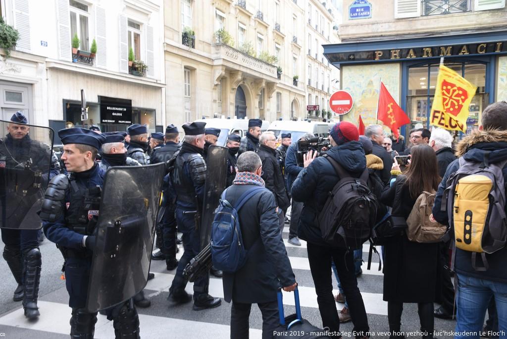 Pariz, yezhoù rannvroel, 2019 , manifestadeg, O gast, ur vanifestadeg c'hoazh! Oh P...! encore une manif! --parole du terrain Pariz, yezhoù rannvroel, 2019 , manifestadeg, O gast, ur vanifestadeg c'hoazh! Oh P...! encore une manif! --parole du terrain