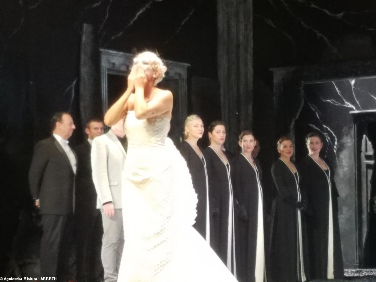 Roberta Mameli ( Vitellia)