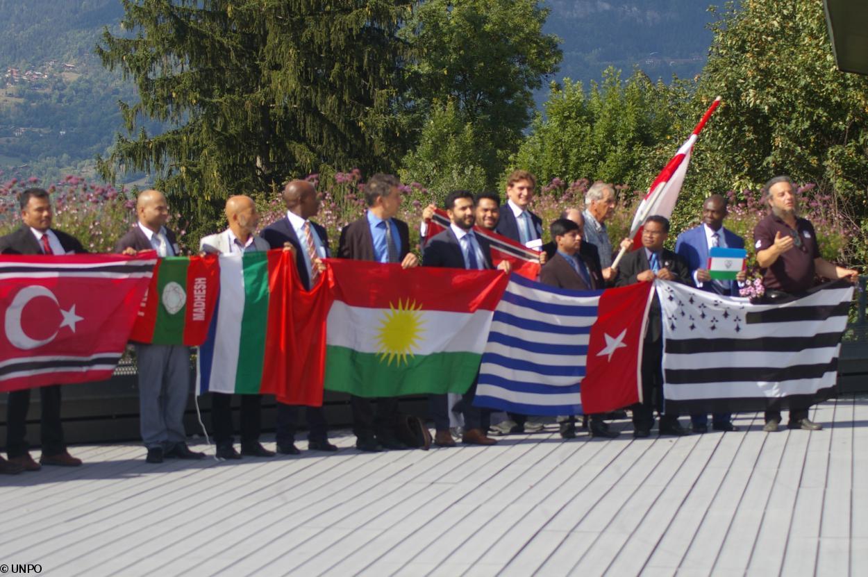 Quelques représentants des Peuples membres de l'UNPO (Photo Alain Raullet)