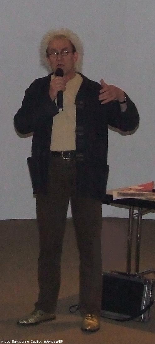 Jean Louis Jossic. Jean Louis Jossic.