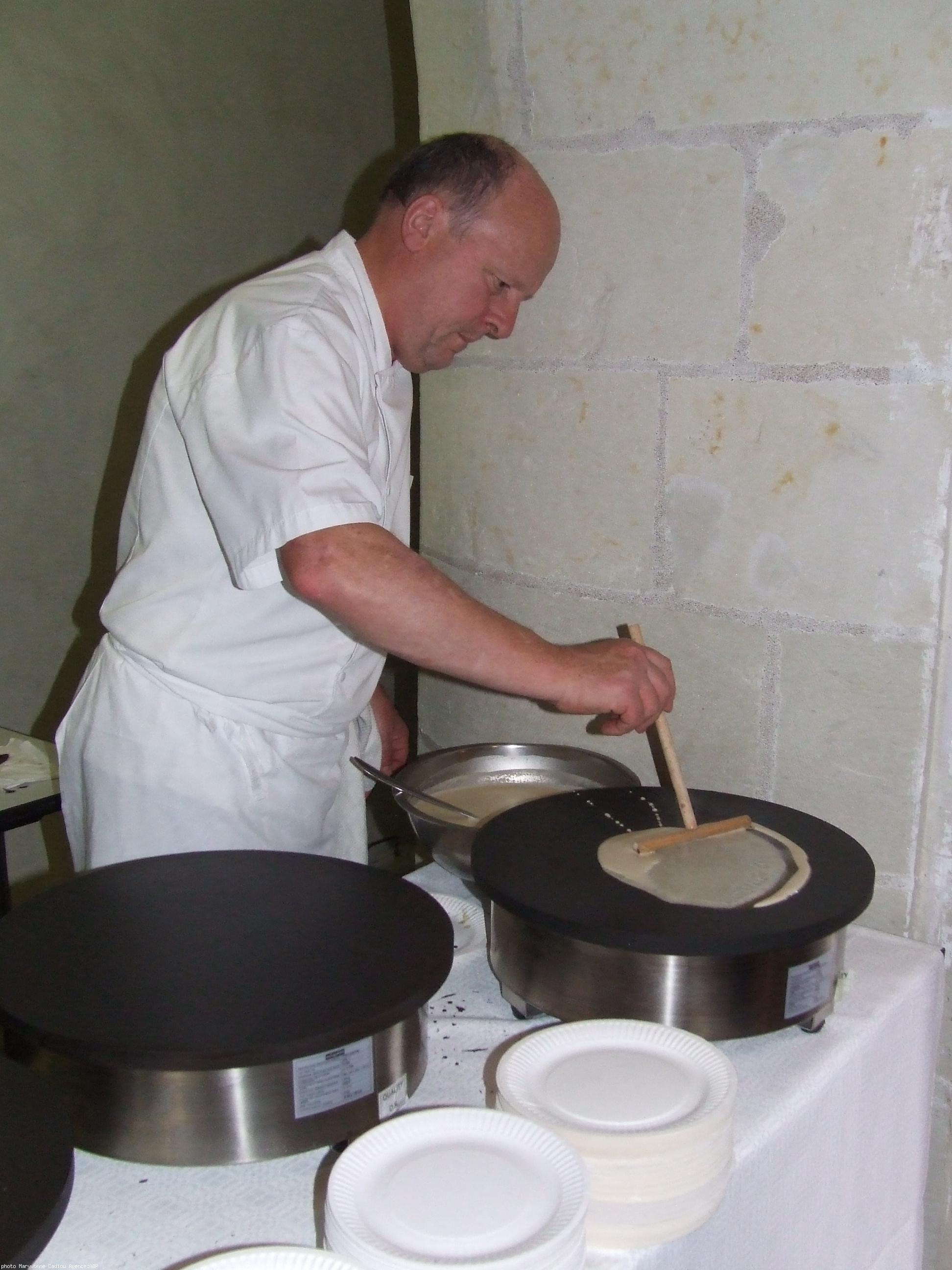 Un ti krampouezh a zo ivez evel just ! Un ti krampouezh a zo ivez evel just !