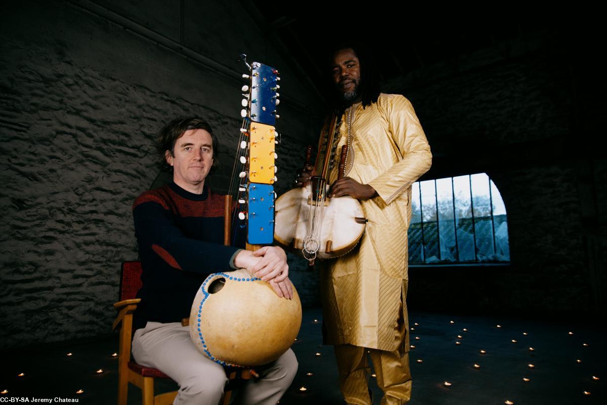 Le duo qui sort The Warmth You Deserve chez Talitres en 2025