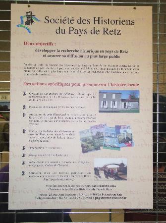 Panneau de présentation de la Société aux \"Rencontres d\'histoire régionale et de recherches généalogiques\" du Bignon le 18 novembre 2007.