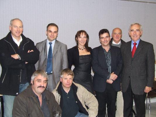 Quelques membres du Club Saint Yves Entreprises après le concert de Denez Prigent lors des Celtomania 2007.