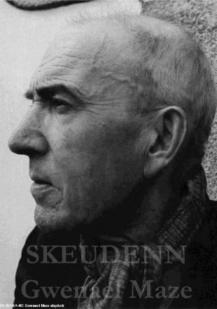 YEUN AR GOW dirak e di.
Skeudenn Gwenael Maze