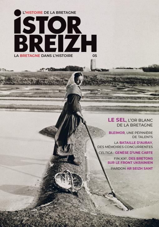 Marais salants de Billiers (56), prise de la fleur de sel.
Photographie de Paul Géniaux (1873-1929)(© Musée de Bretagne, marque du domaine public, n° inv. 995.0043.9).